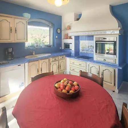 Beautiful In With Private Swimming Pool, Be Inside Or Outside Holiday home