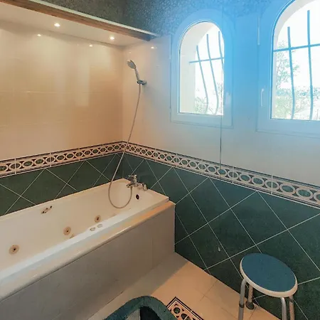 Holiday home Beautiful In With Private Swimming Pool, Be Inside Or Outside Cruzy