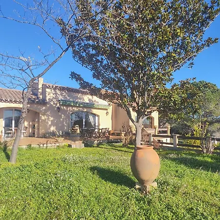 Holiday home Beautiful In With Private Swimming Pool, Be Inside Or Outside Cruzy